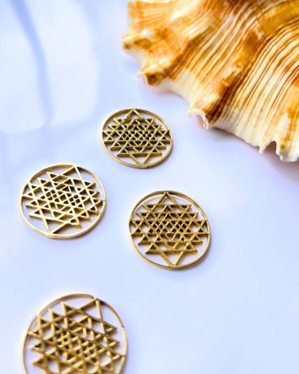 Sri Yantra Brass Connector