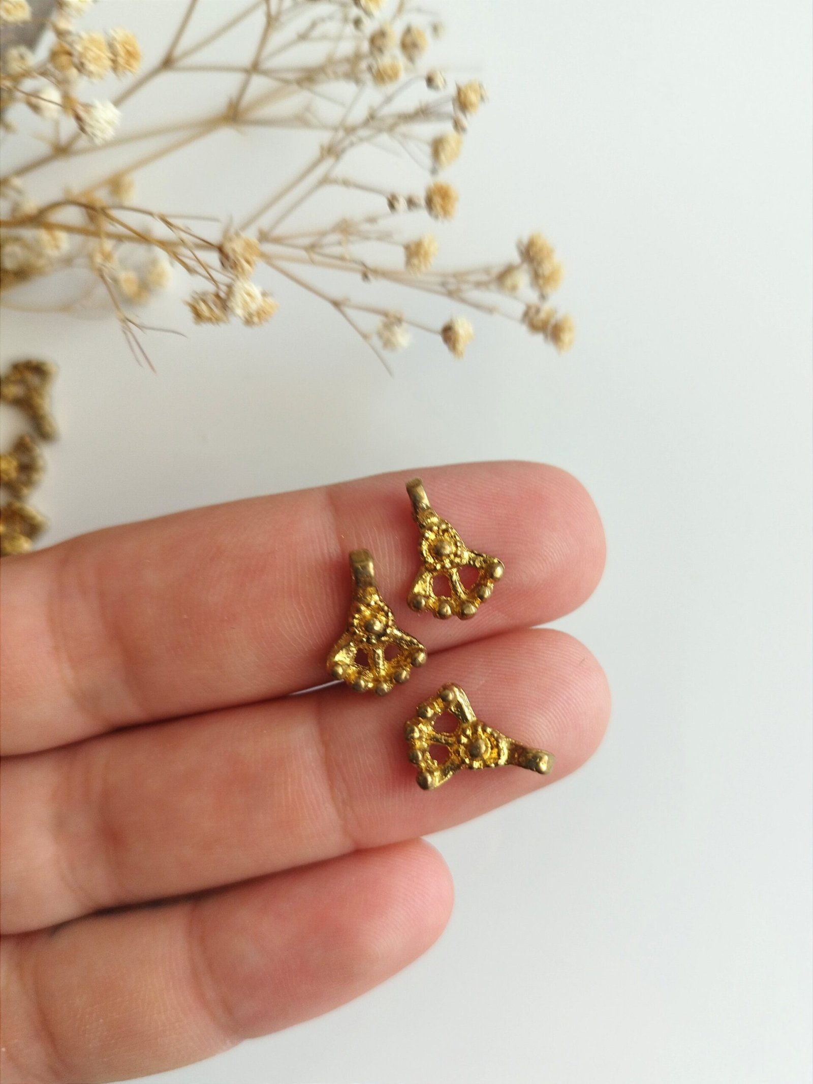 Brass Peace Charms – Pack of 10 Pieces - Image 5