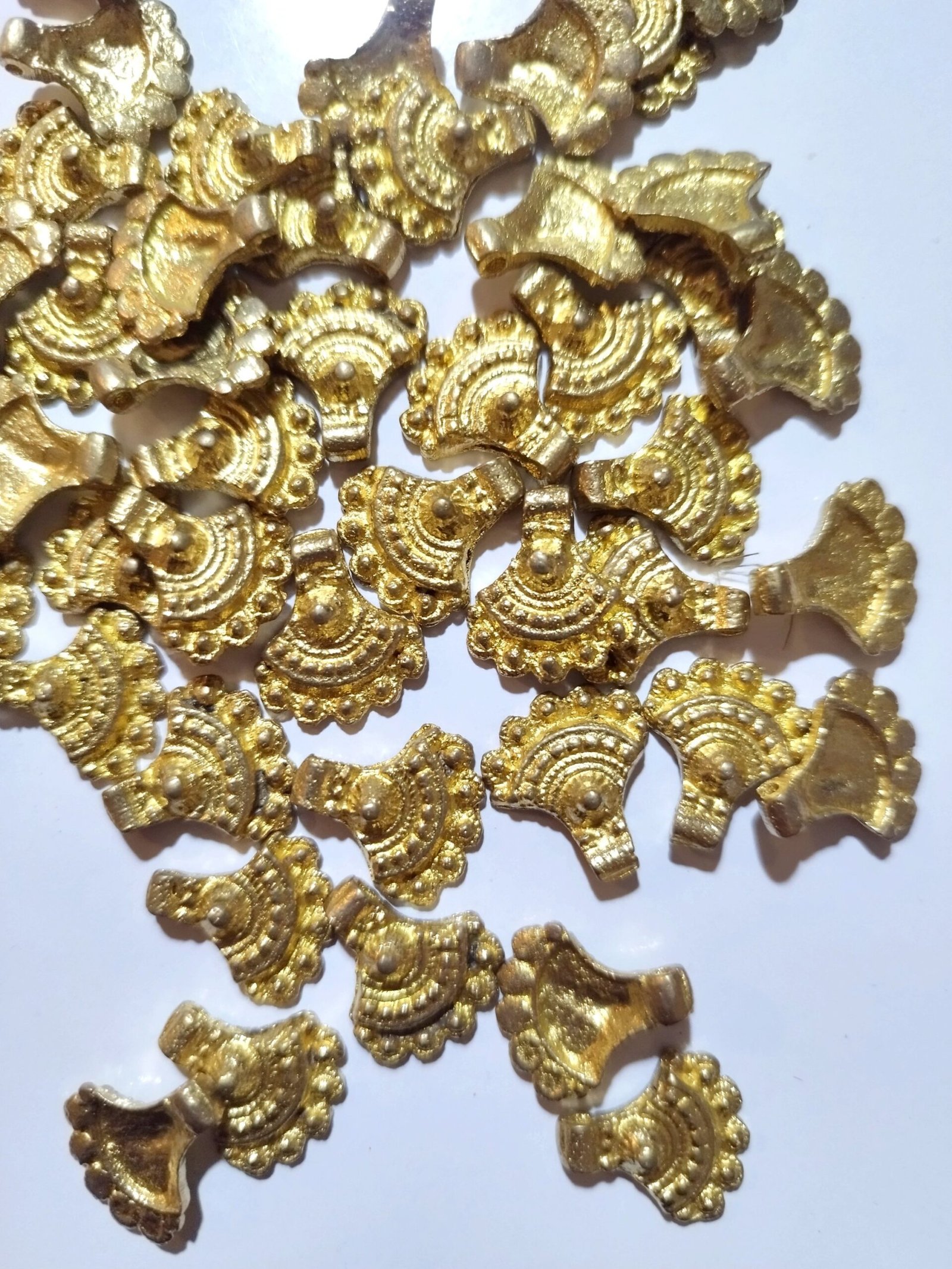 Beaded Fan Brass Charms – Pack of 10 Pieces - Image 5