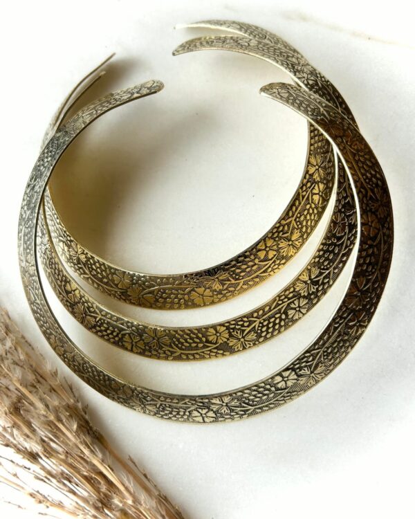 Meadow Engraved Brass Choker