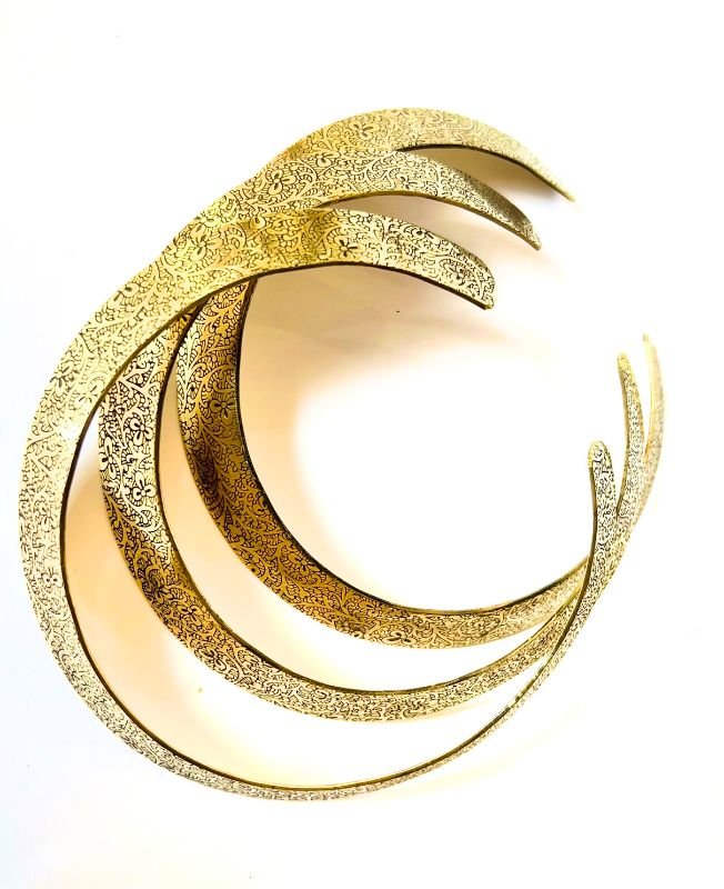 Standout Floral Pattern Collar Brass Choker - Image 3