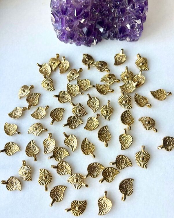 Radiant Heart Brass Charms – Pack of 10 Pieces