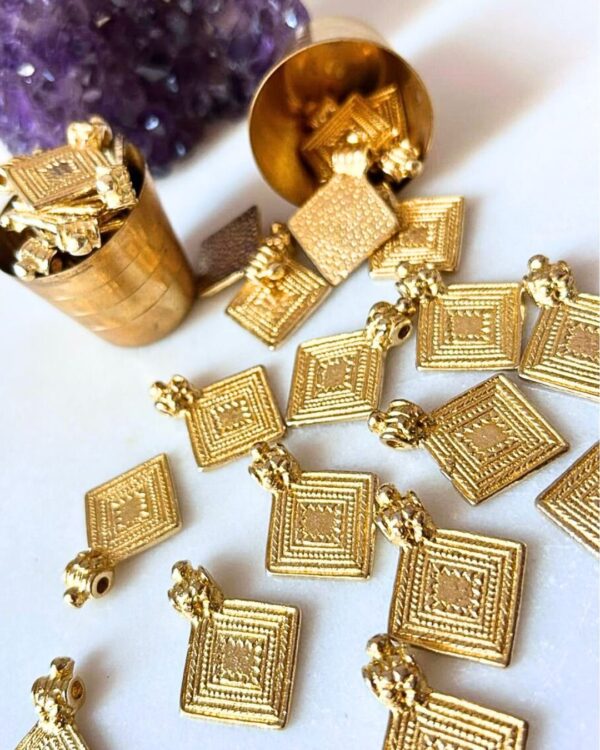 Textured Diamond Brass Charms – Pack of 3 Pieces