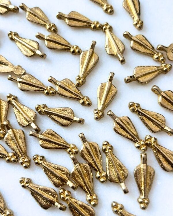 Textured Drop Brass Charms – Pack of 5 Pieces