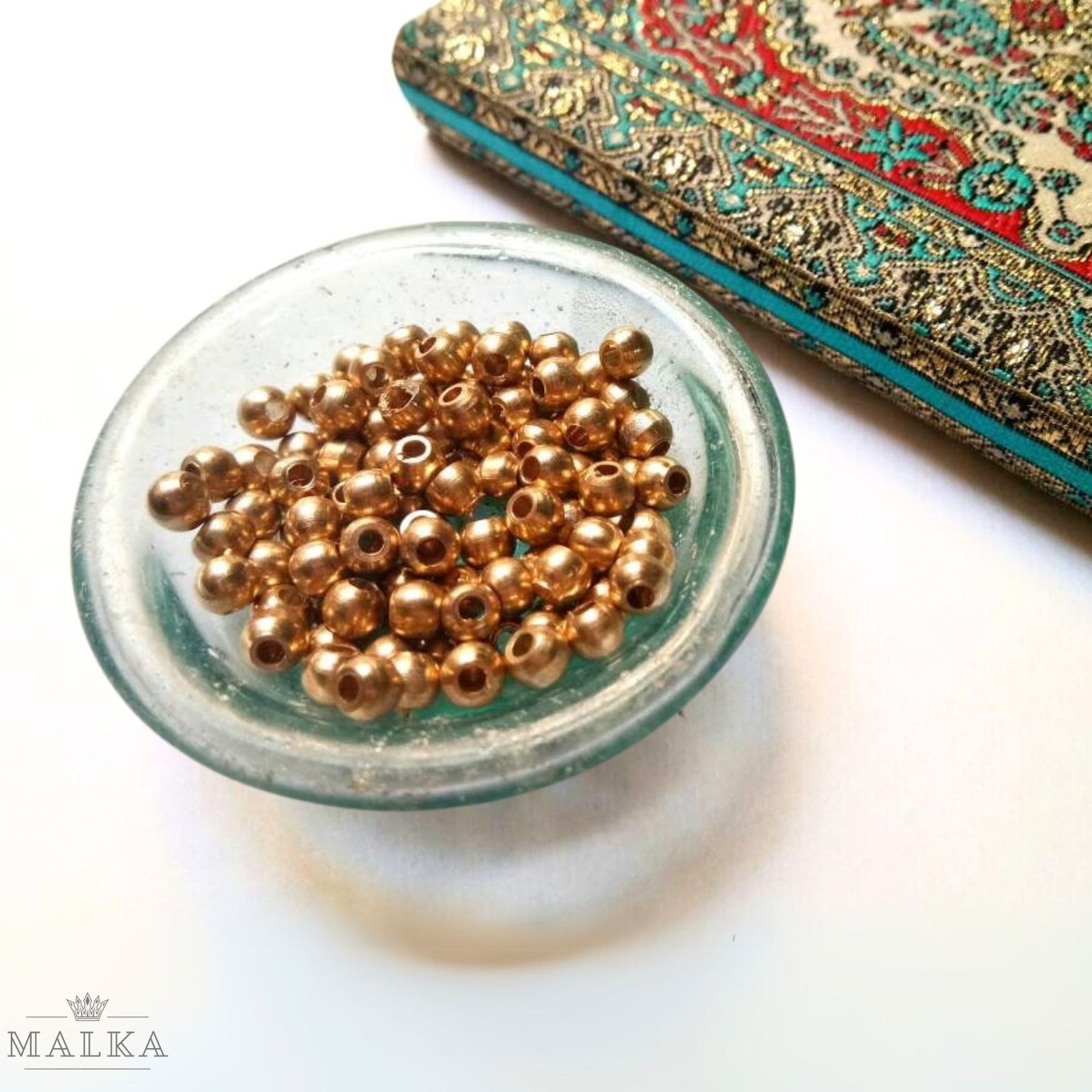 5mm Brass Round Beads – 20g ≈ 52 Beads - Image 3
