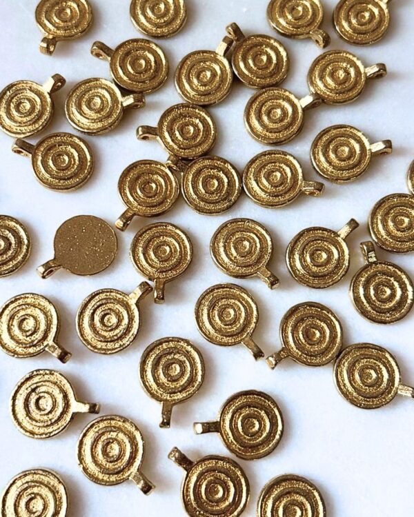 Big Circle Brass Charms – Pack of 5 Pieces
