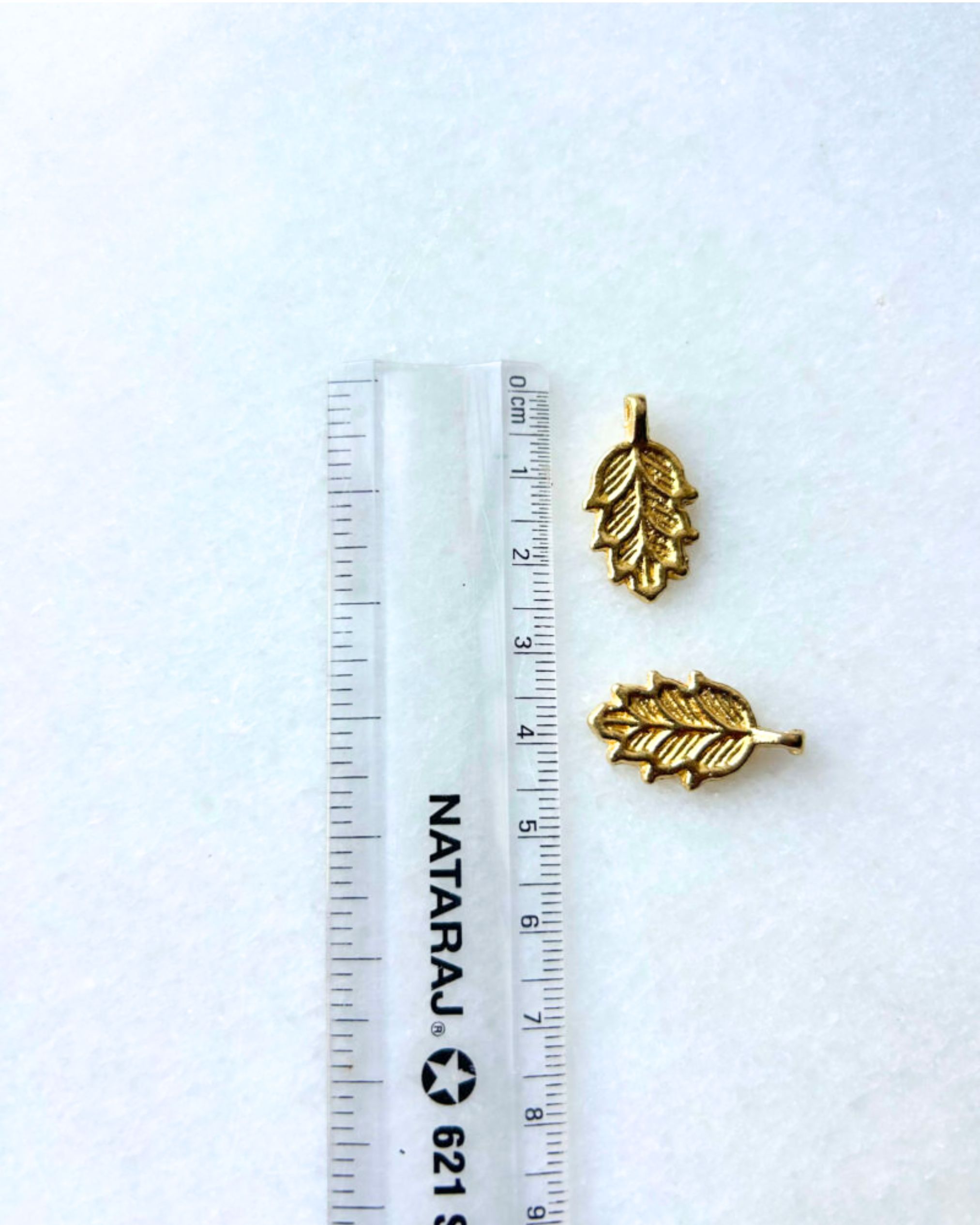 Oak Leaf Brass Charms – Pack of 5 Pieces - Image 3
