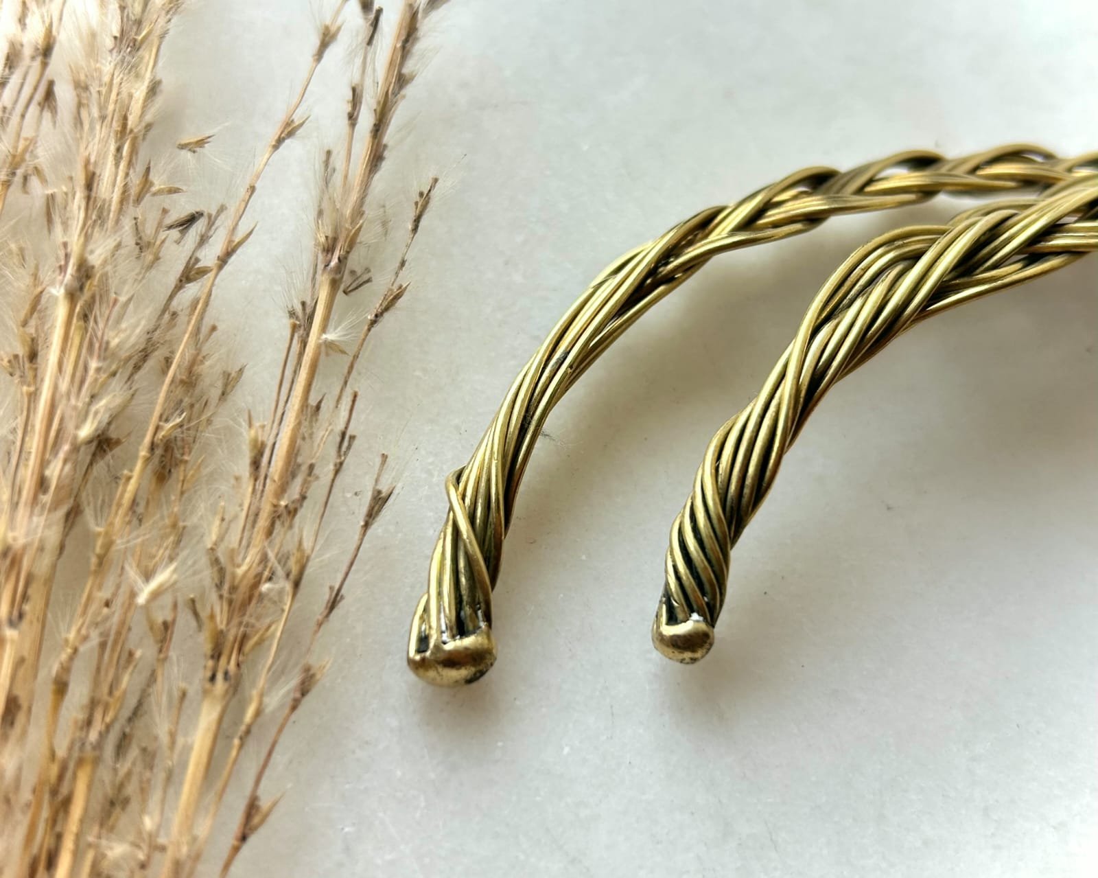 Braided Interwoven Horizon Brass Choker - Image 3