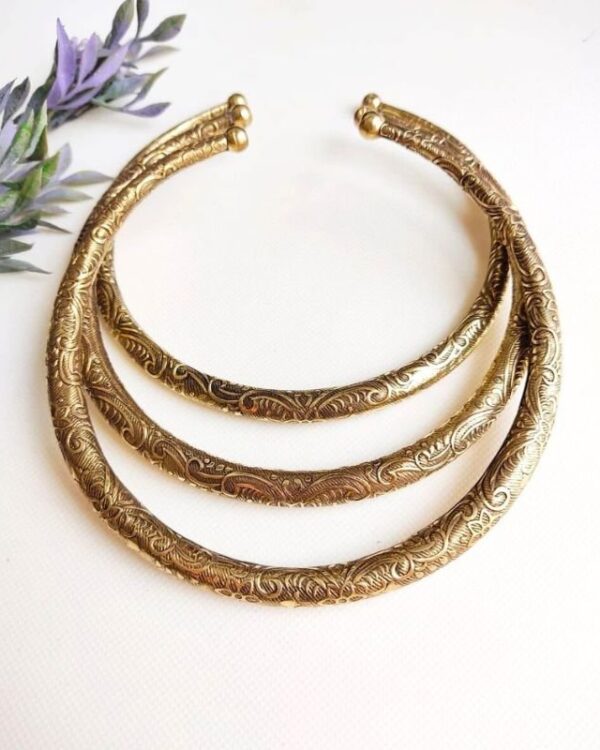 Ornate Finish Brass Choker