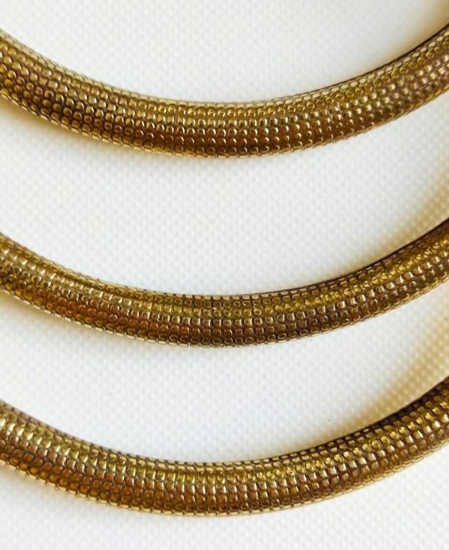 Honeycomb Finish Brass Choker - Image 4