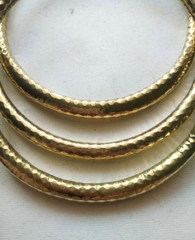Hammered Shine Finish Brass Choker - Image 3