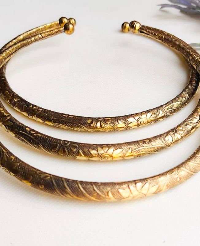 Antique Finish Brass Choker - Image 3