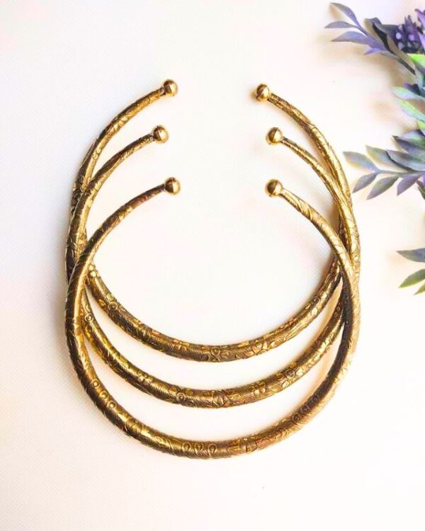 Antique Finish Brass Choker