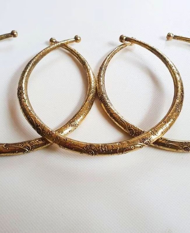 Vintage Garden Torque Brass Choker - Image 4