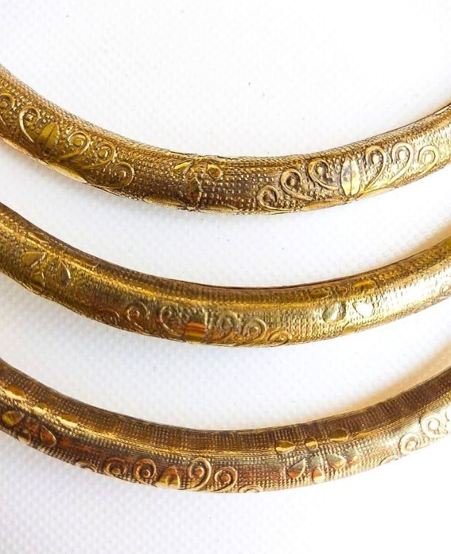 Royal Finish Brass Choker - Image 2