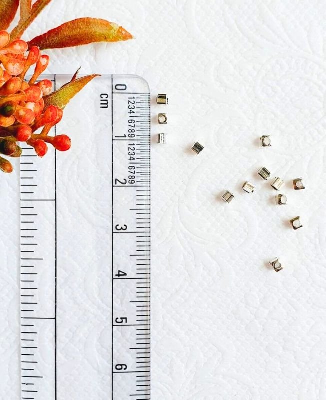 2.5mm Cube Silver-Filled Brass Beads – 10g - Image 2