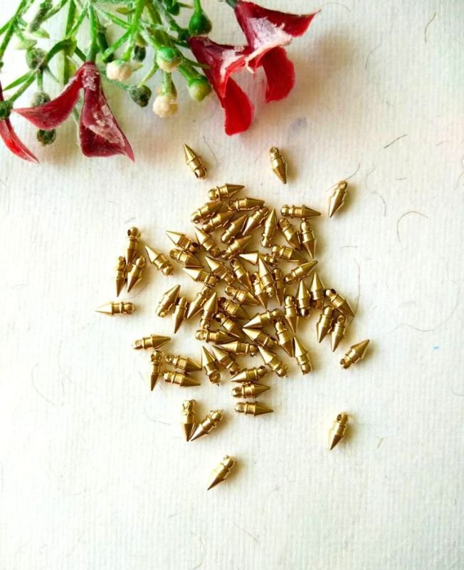 8x3mm Brass Spike Beads – 10g - Image 6