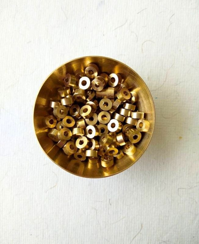 2.5mm Unique Brass Donut Beads – 10g - Image 5