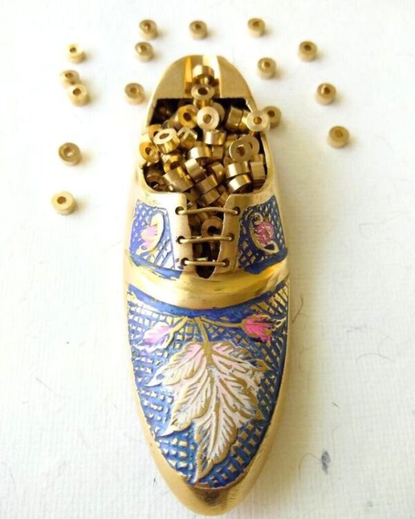 2.5mm Unique Brass Donut Beads – 10g