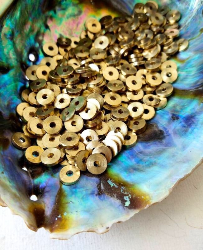 1x7mm Brass Big Tyre Geometric Beads – 10g - Image 5