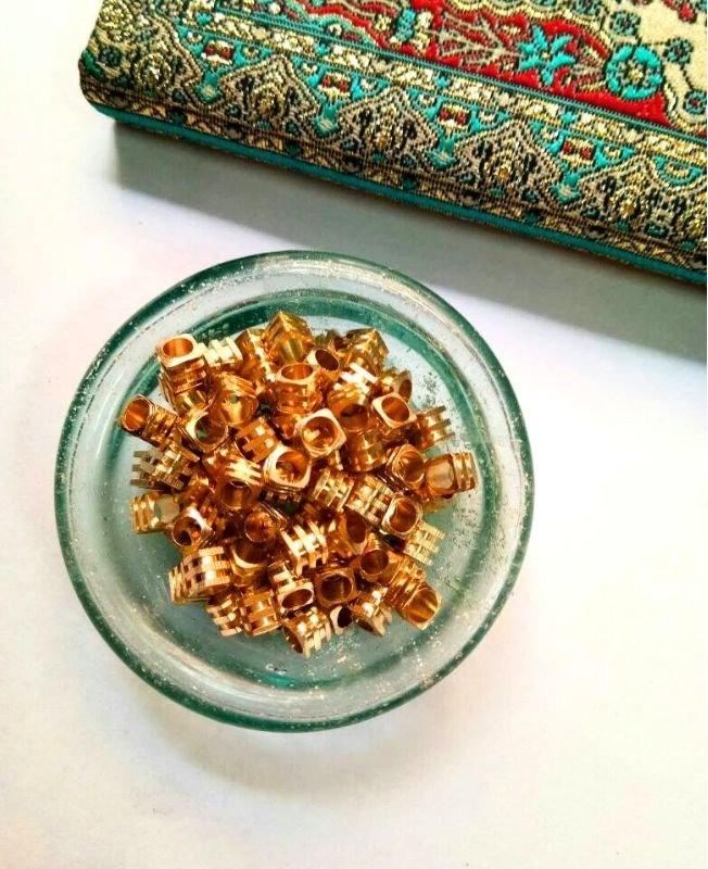 4mm Brass Square Geometric Beads – 10g - Image 5