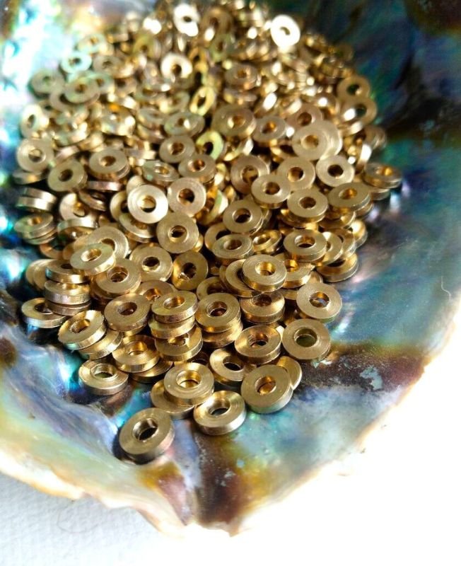 1.5mm Brass Tyre Geometric Beads – 10g - Image 4