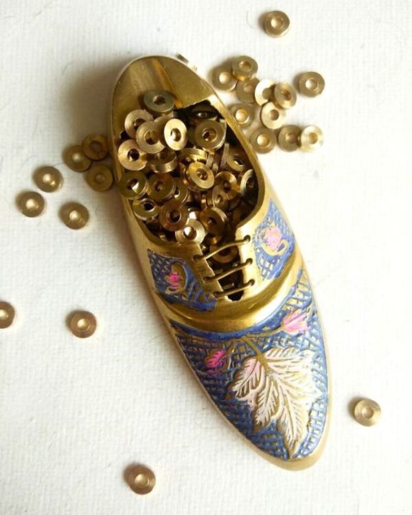 1.5mm Brass Tyre Geometric Beads – 10g