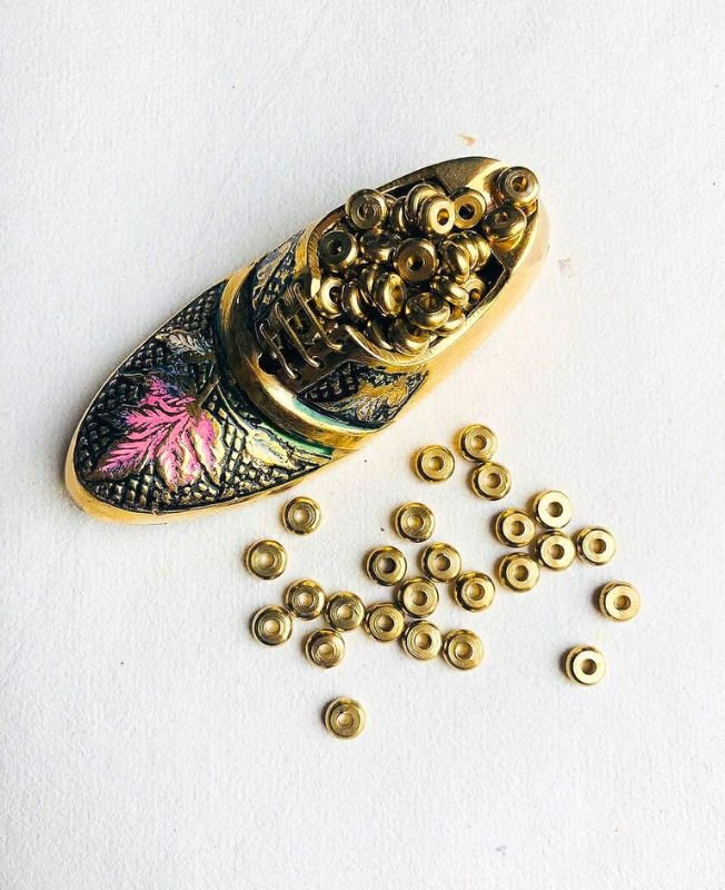2.5mm Brass Donut Geometric Beads – 10g