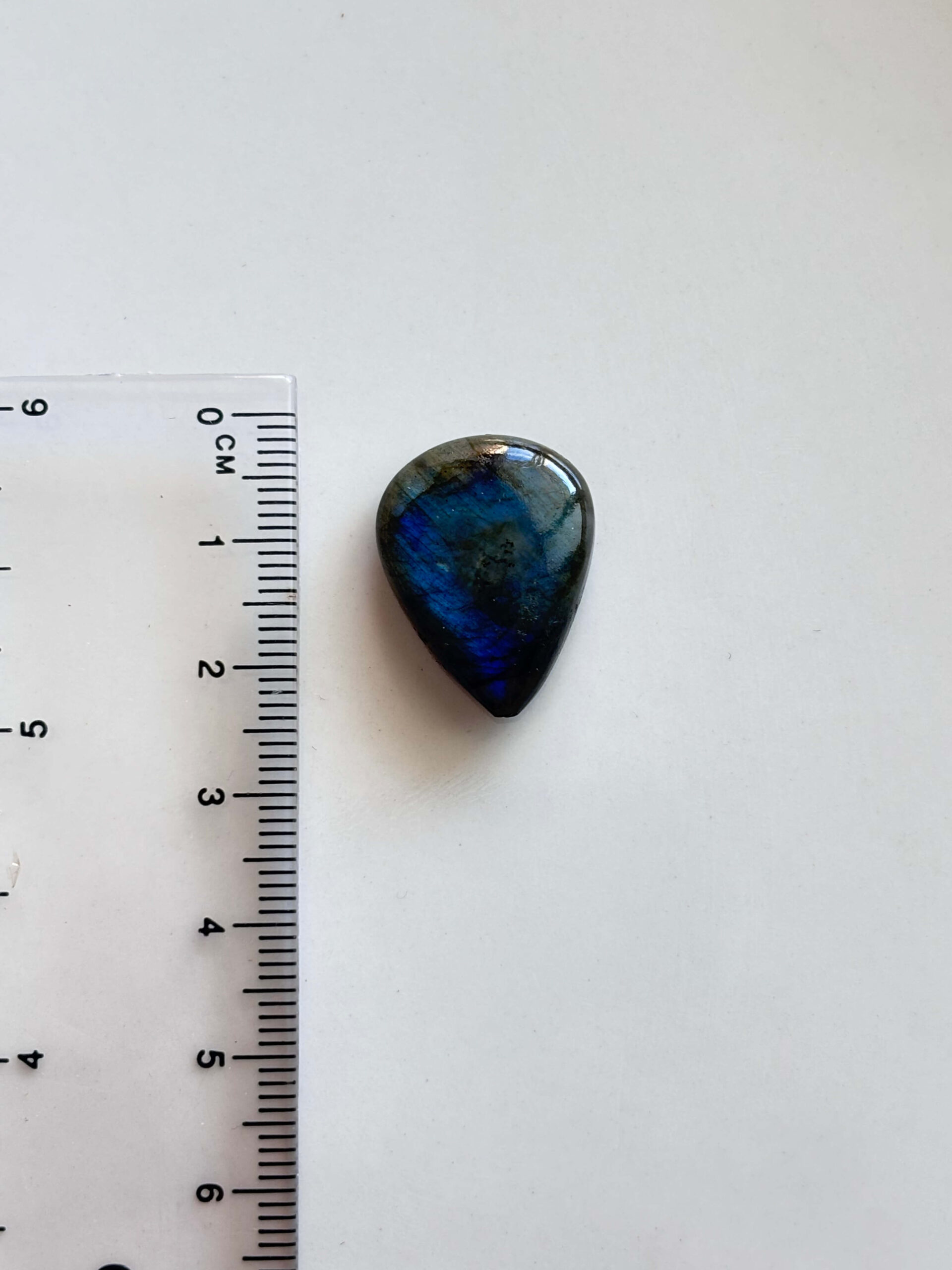 Premium Labradorite Gemstone for Jewelry Making - Image 2