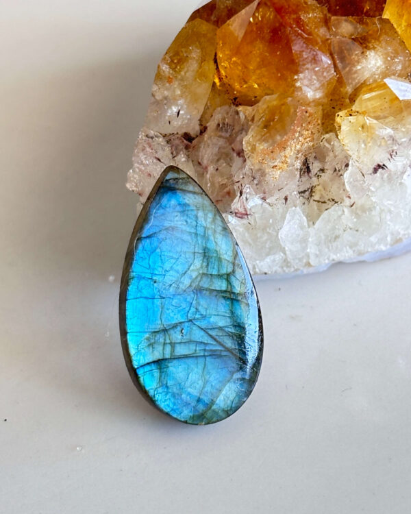 Unique Labradorite Cabochon – Premium Quality