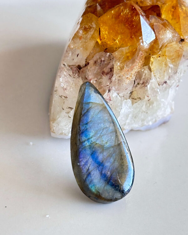 Natural Labradorite Cabochon – Beautiful Flash