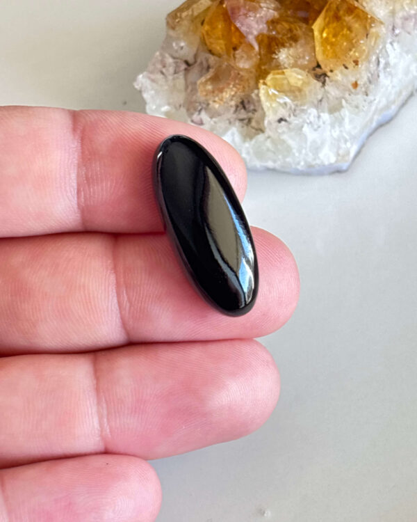 Black Onyx Gemstone for Jewelry Making