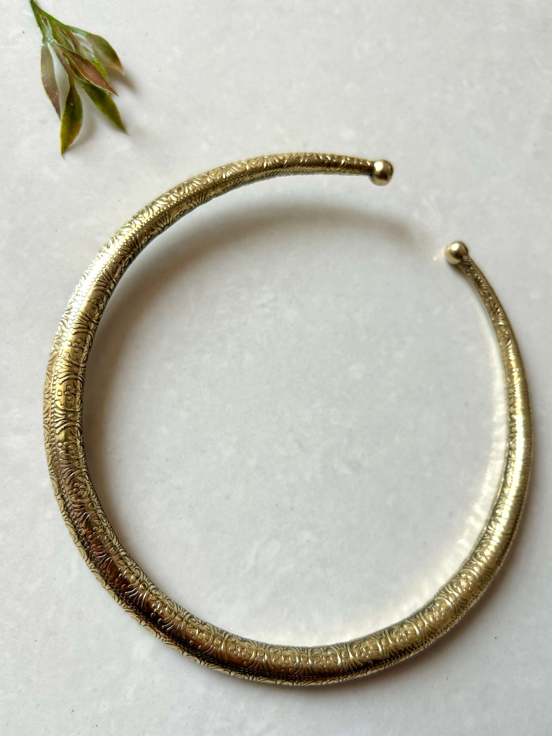 Detailed Embossed Finish Brass Choker - Image 4
