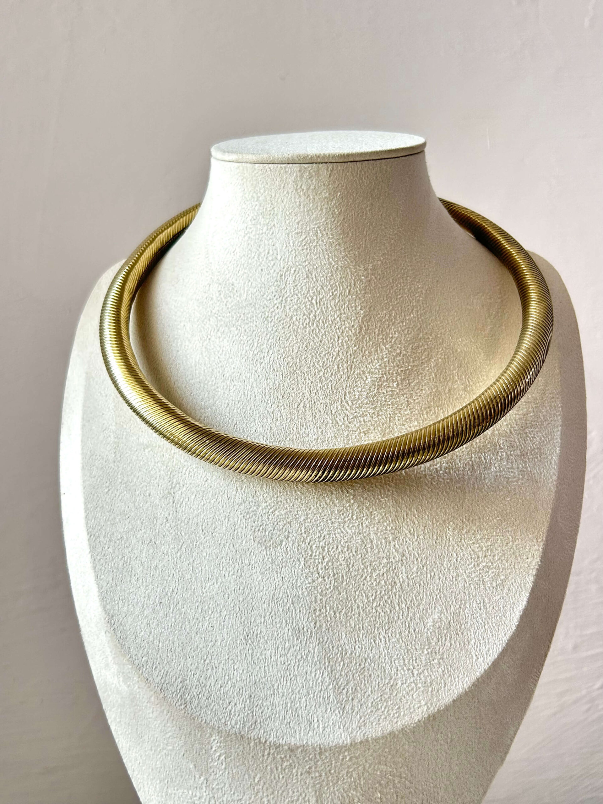 Twist Rope Finish Brass Choker - Image 6
