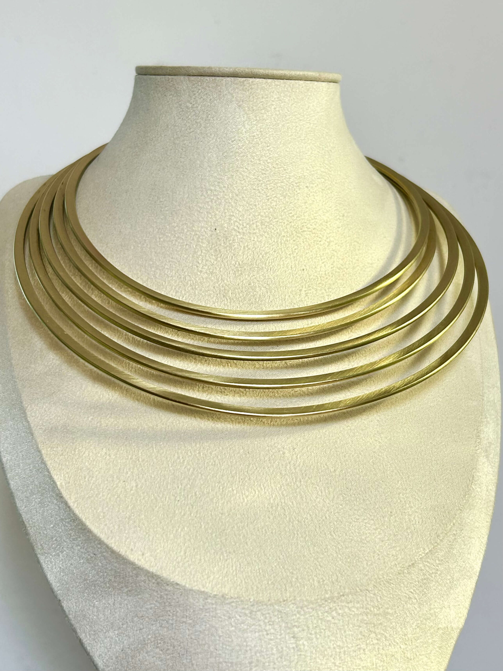 Classic Smooth Layered Brass Choker - Image 4