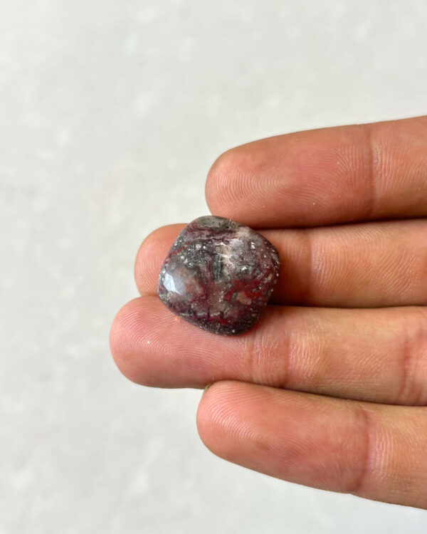 18mm Crazy Lace Agate Cabochon