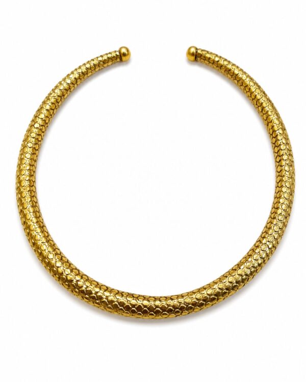 Hexagon Finish Brass Choker