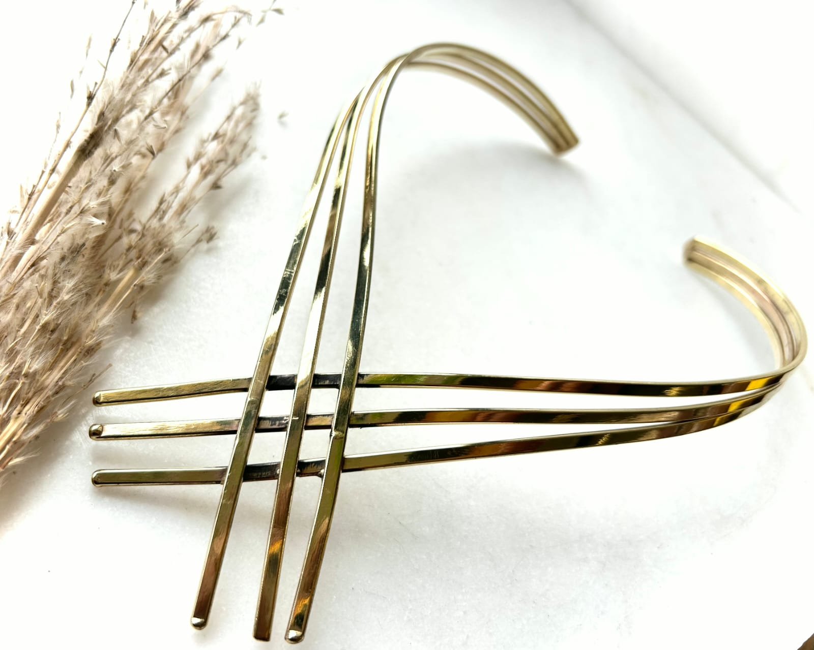 Interwoven Horizon Brass Choker