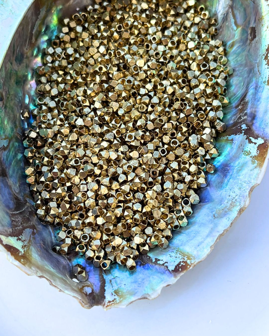 3mm Brass Diamond Cut Beads – 10g