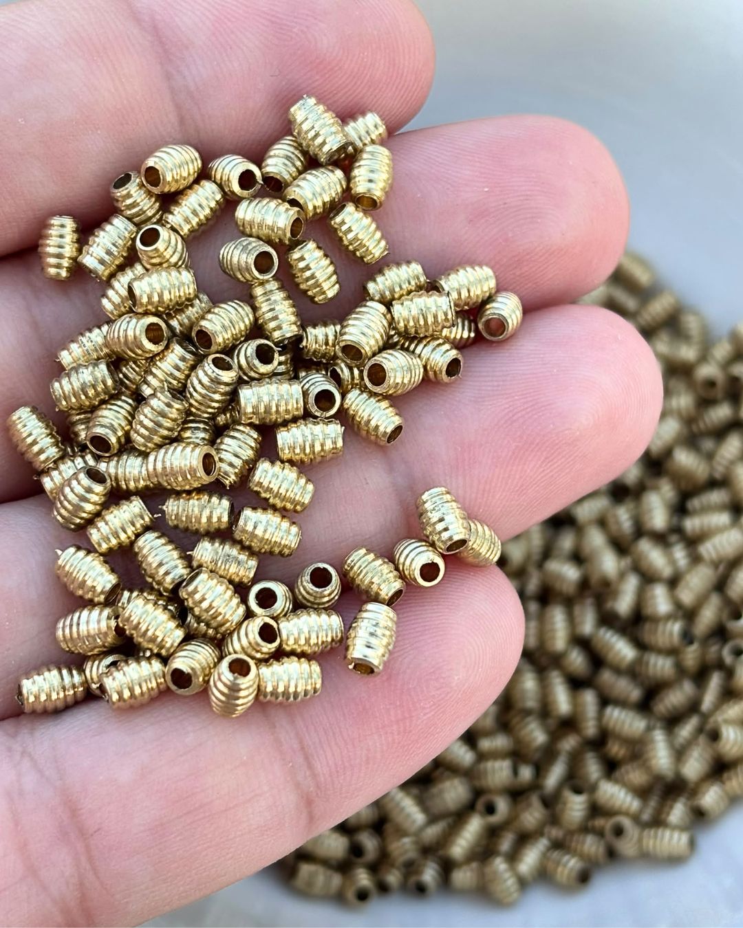 6mm Ribbed Barrel Brass Beads – 10g - Image 2
