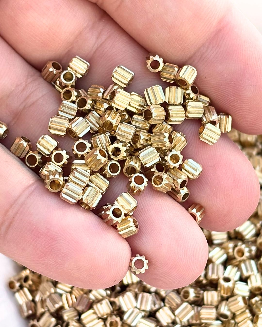 4mm Brass Pipe Geometric Beads – 10g - Image 3