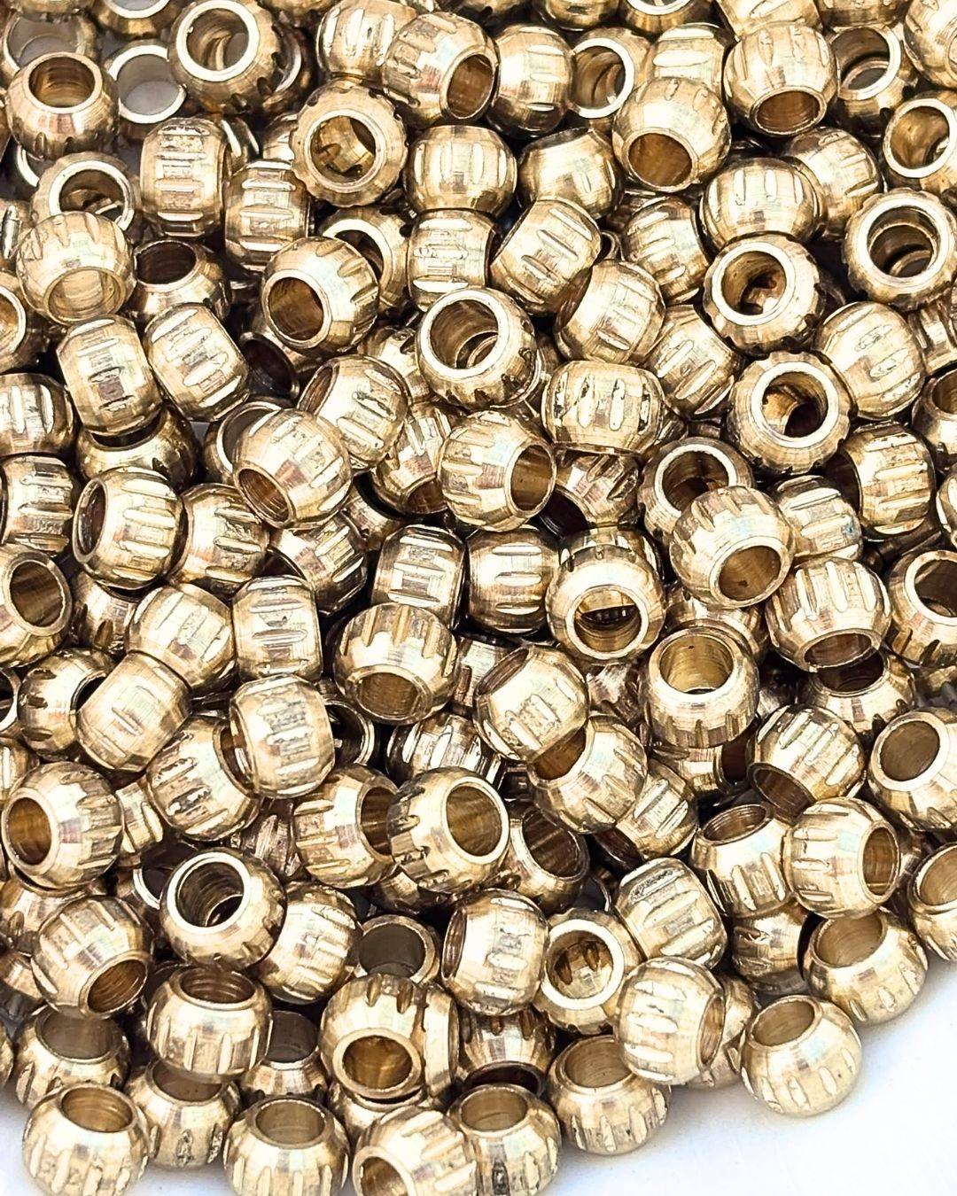 4.5mm Brass Ribbed Barrel Beads – 10g - Image 2