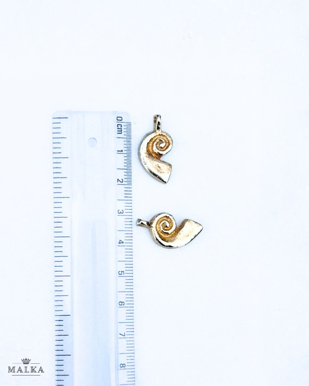 Spiral Seashell Brass Charms – Pack of 5 Pieces - Image 3