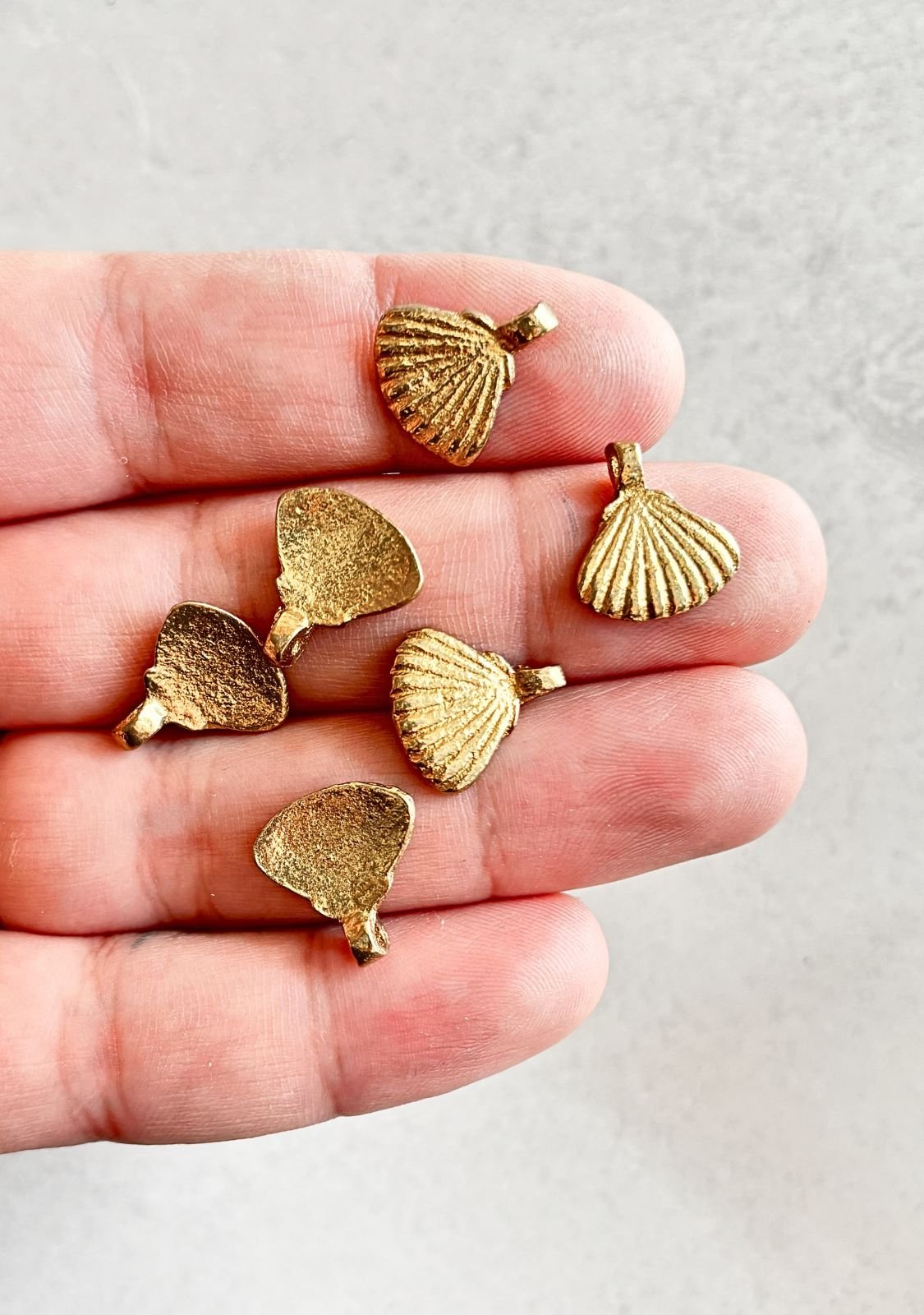 Shell Brass Charms – Pack of 10 Pieces - Image 5