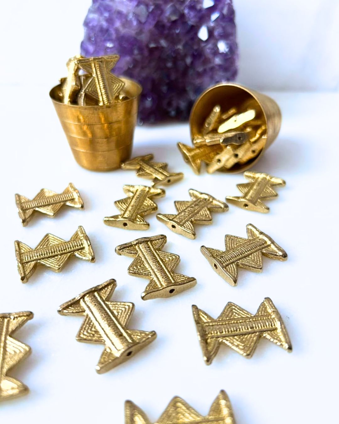 Detailed Medallion Brass Charms – 1 Piece - Image 2