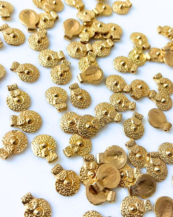 Donut Rustic Textured Brass Charms – Pack of 5 Pieces
