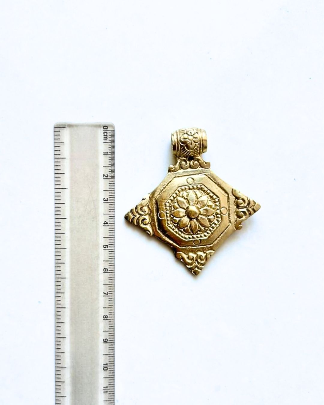 Large Detailed Geometric Brass Pendant – 1 Piece - Image 2
