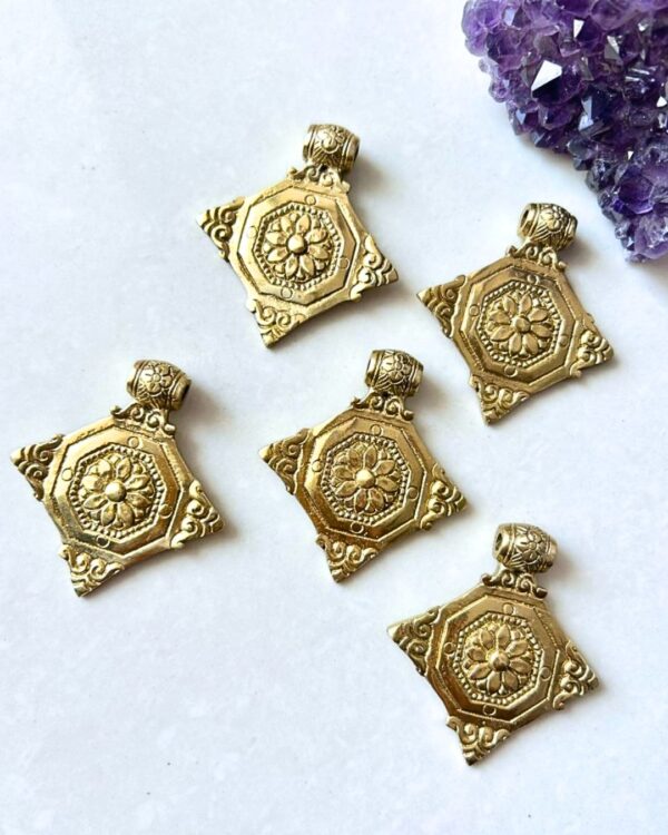 Large Detailed Geometric Brass Pendant – 1 Piece