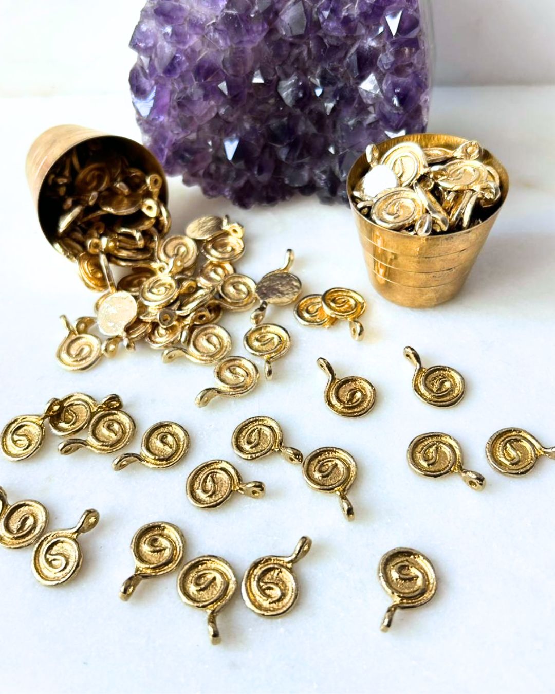 Abstract Spiral Brass Charms – Pack of 5 Pieces - Image 2