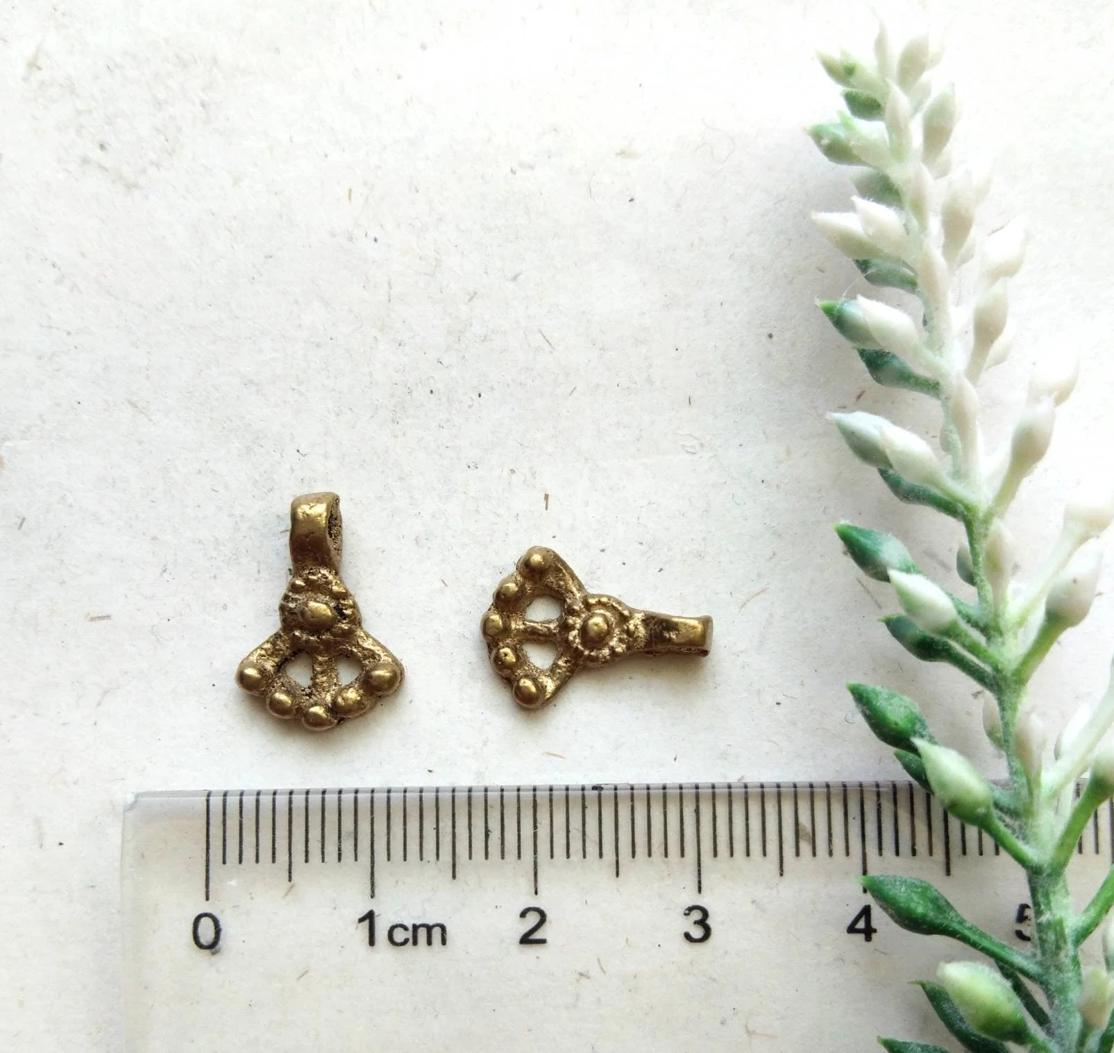 Brass Peace Charms – Pack of 10 Pieces - Image 3